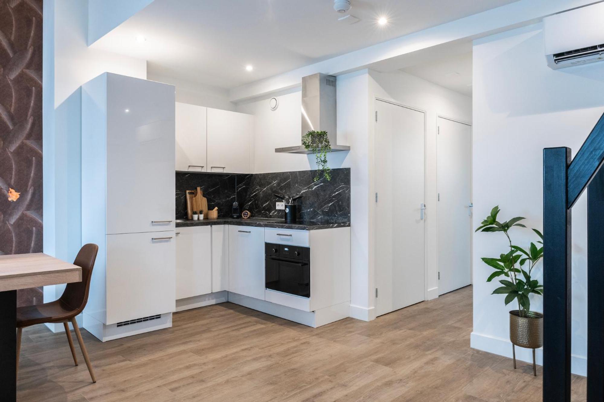 6-Bed Aircon House Diaz 60M2, Many Bedrooms Tilburg Esterno foto