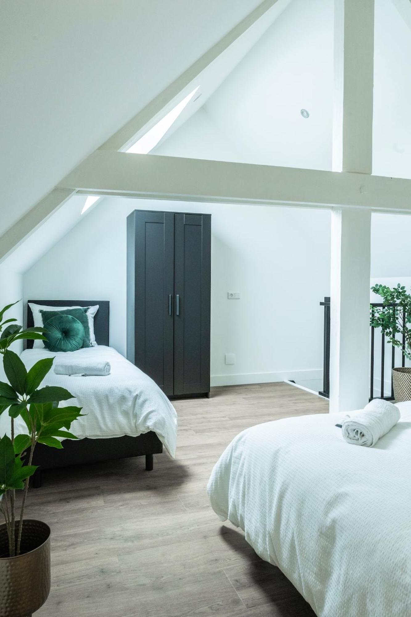 6-Bed Aircon House Diaz 60M2, Many Bedrooms Tilburg Esterno foto